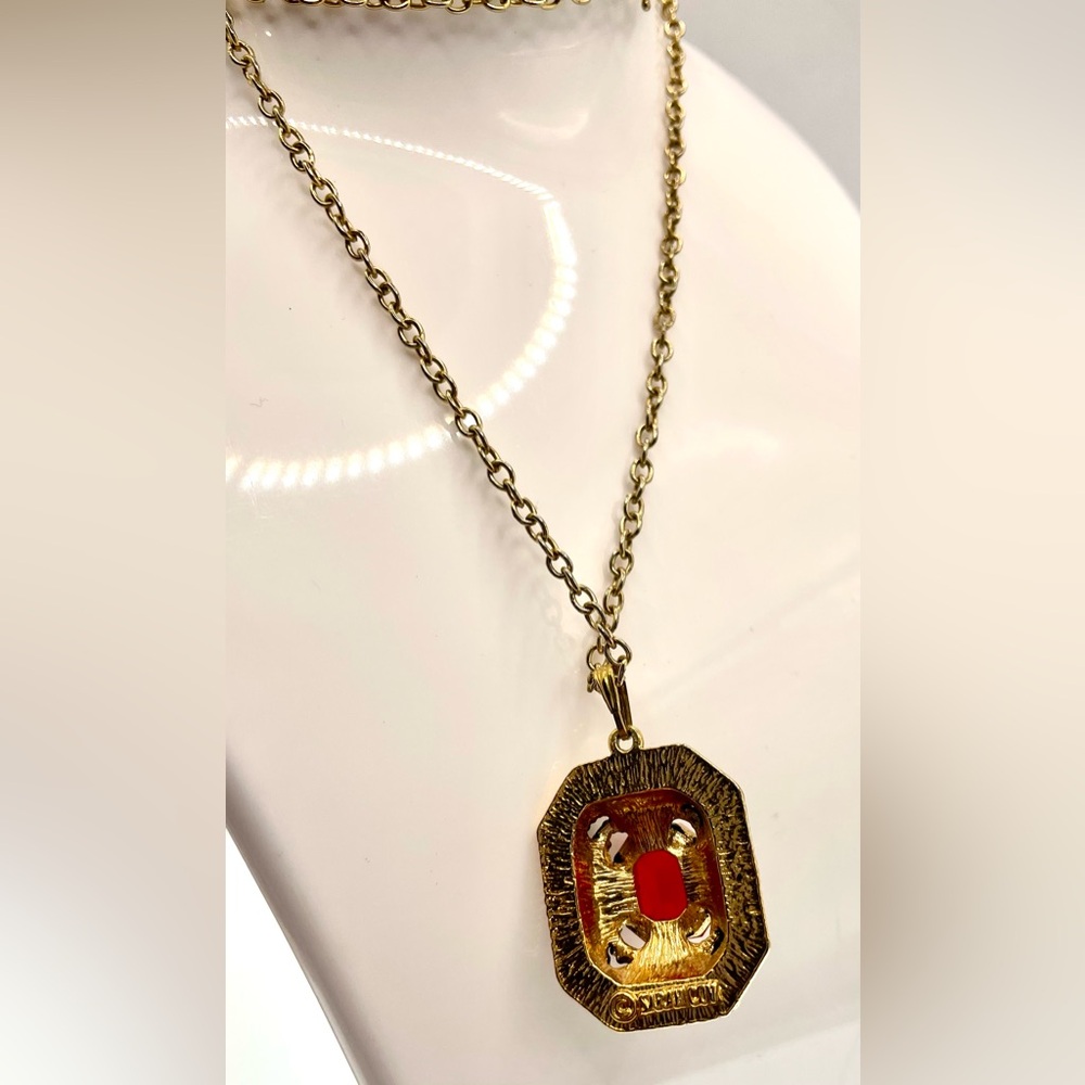 Vintage 1969 Signed Sarah Coventry "Majorca" Ruby Red Necklace - Picture 5 of 8